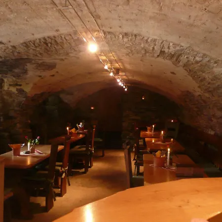 Gutshof Zenz Ediger-Eller